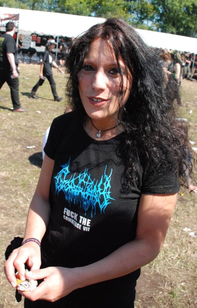 DFO09Chick96.jpg